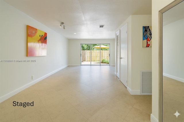3321 Farragut St 7D, Hollywood, FL 33021
