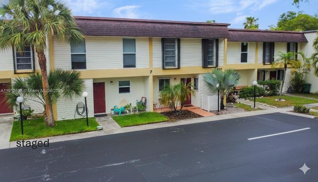 3321 Farragut St 7D, Hollywood, FL 33021