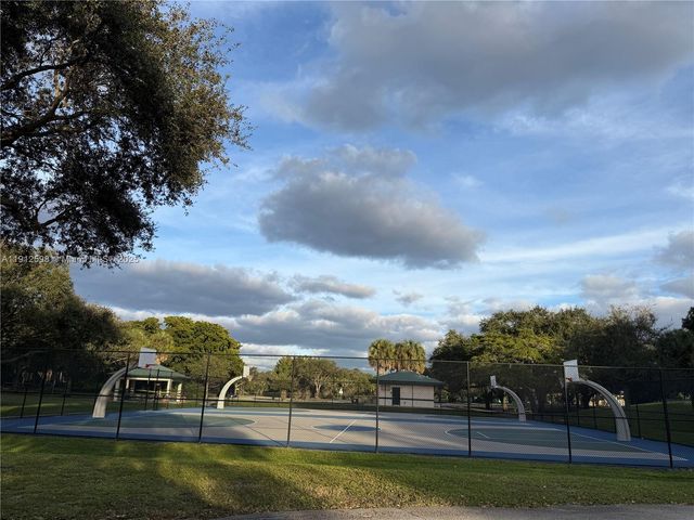 3321 Farragut St 7D, Hollywood, FL 33021