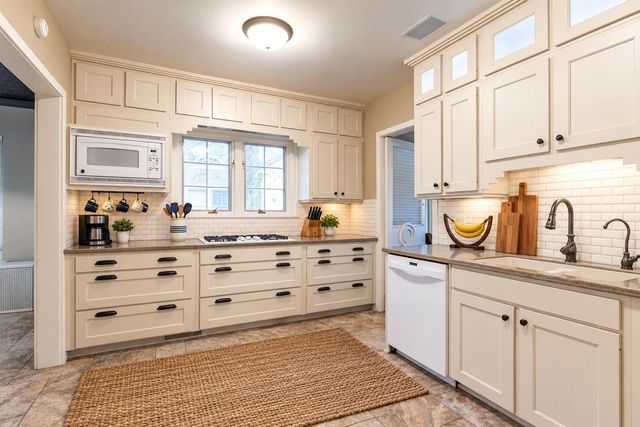3526 N Washington Road, Fort Wayne, IN 46802