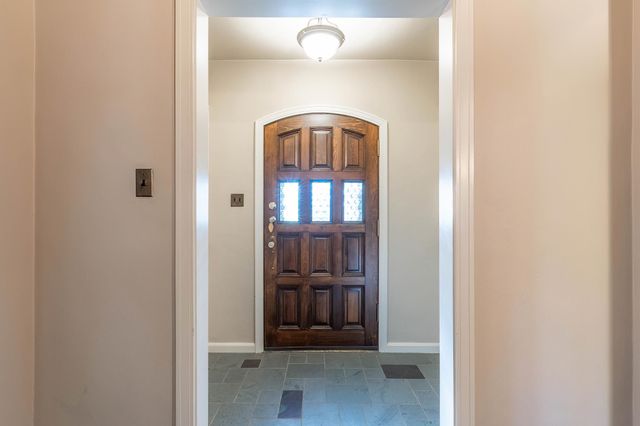 3526 N Washington Road, Fort Wayne, IN 46802