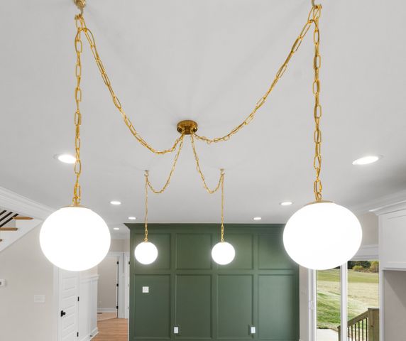 1066 Indian Creek, Cumberland Furnace, TN 37051