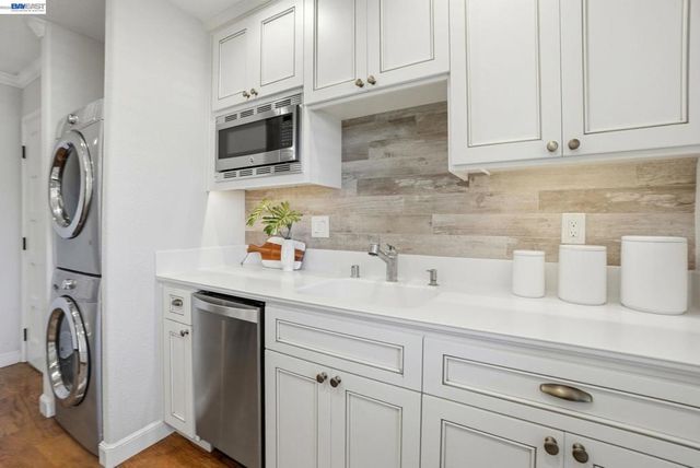 1945 Trinity Ave 1, Walnut Creek, CA 94596