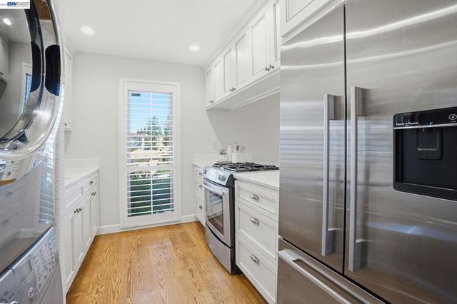 1945 Trinity Ave 1, Walnut Creek, CA 94596