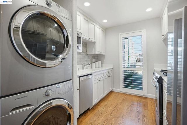 1945 Trinity Ave 1, Walnut Creek, CA 94596