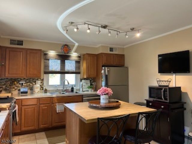 386 Milford Mount Pleasant R, Milford Boro, NJ 08848