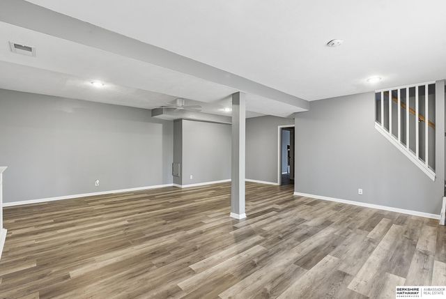 16 Shady Lane, Council Bluffs, IA 51503
