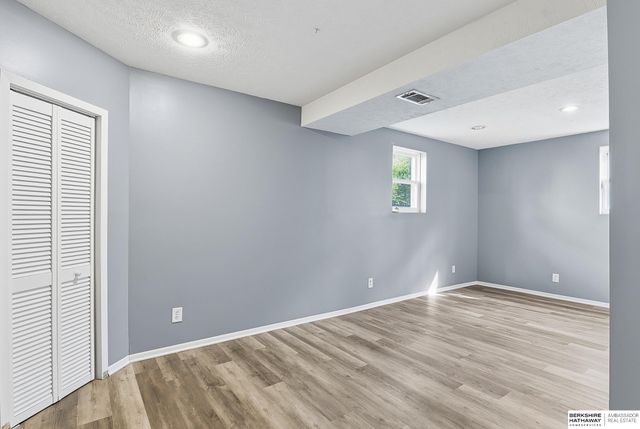 16 Shady Lane, Council Bluffs, IA 51503
