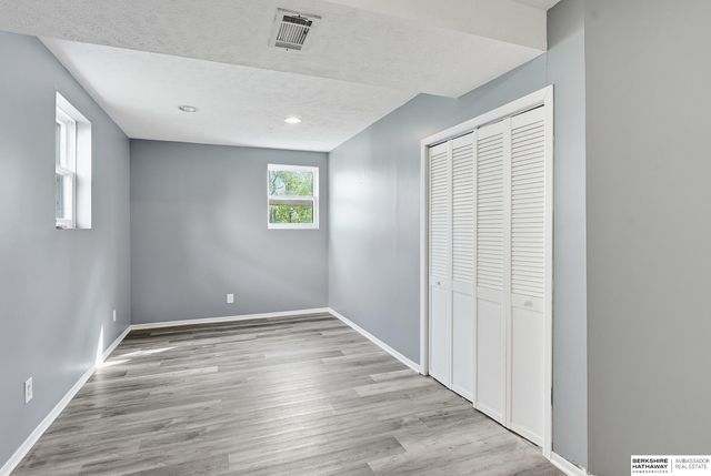 16 Shady Lane, Council Bluffs, IA 51503