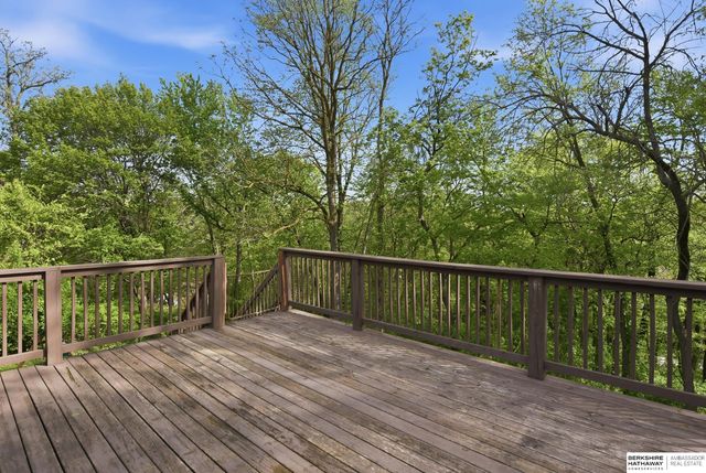 16 Shady Lane, Council Bluffs, IA 51503