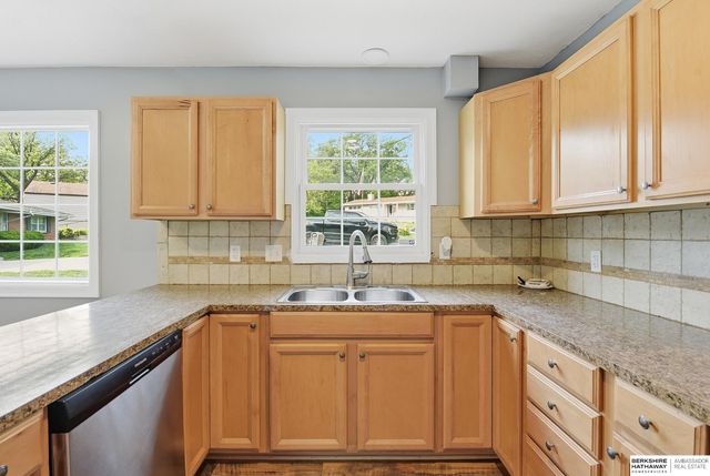 16 Shady Lane, Council Bluffs, IA 51503