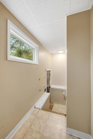 1306 18th Street S, Fargo, ND 58103