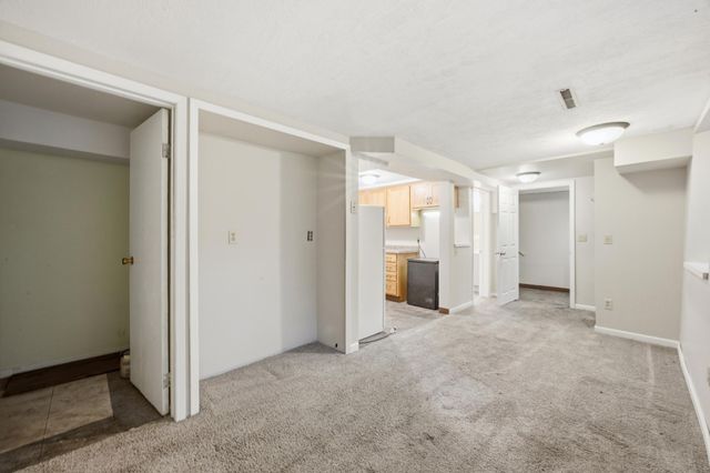 1306 18th Street S, Fargo, ND 58103