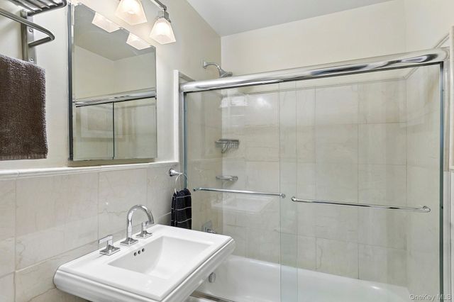 514 Pantigo Road 22, East Hampton, NY 11937