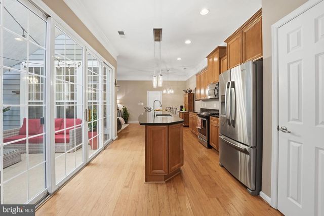 713 BELMONT BAY DR, Woodbridge, VA 22191