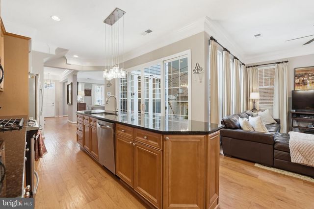 713 BELMONT BAY DR, Woodbridge, VA 22191