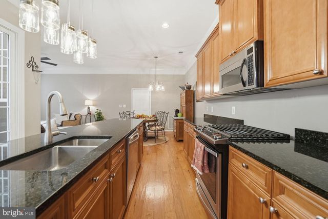 713 BELMONT BAY DR, Woodbridge, VA 22191