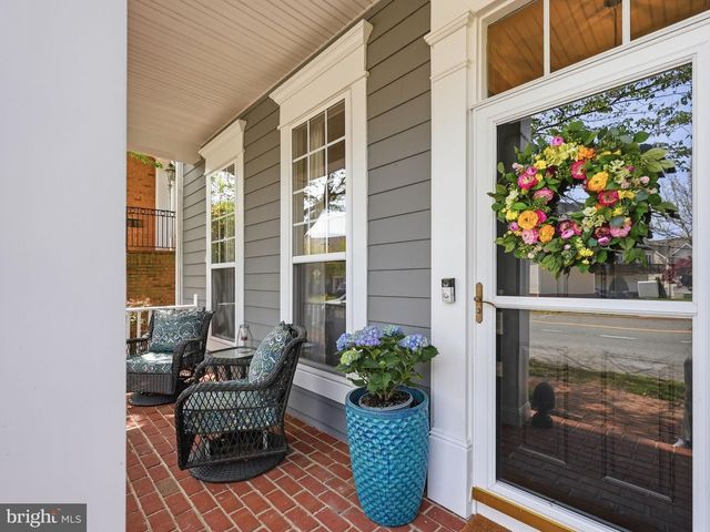 713 BELMONT BAY DR, Woodbridge, VA 22191