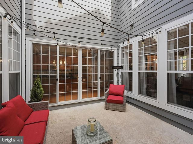 713 BELMONT BAY DR, Woodbridge, VA 22191