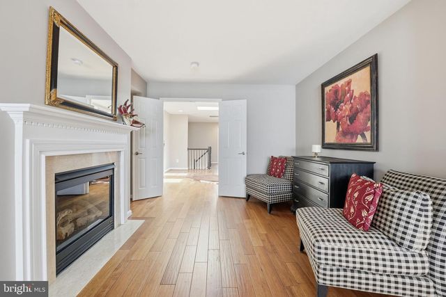 713 BELMONT BAY DR, Woodbridge, VA 22191