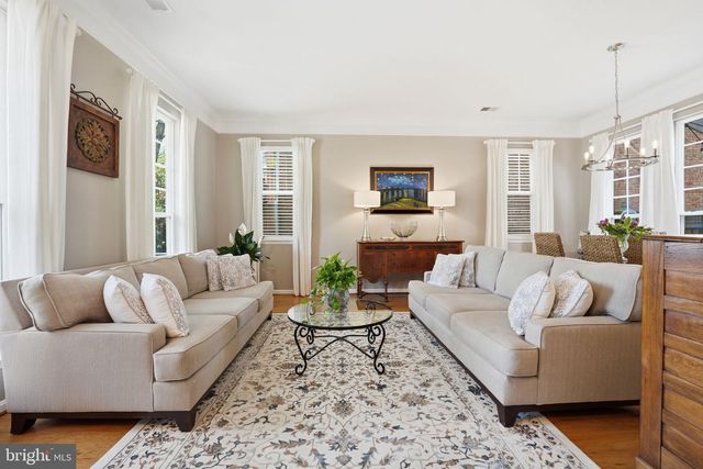 713 BELMONT BAY DR, Woodbridge, VA 22191