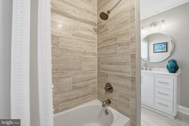 713 BELMONT BAY DR, Woodbridge, VA 22191