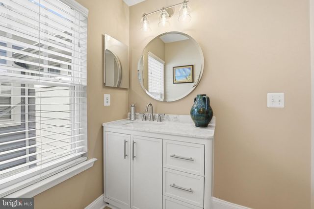 713 BELMONT BAY DR, Woodbridge, VA 22191