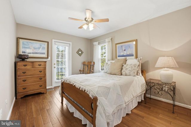 713 BELMONT BAY DR, Woodbridge, VA 22191