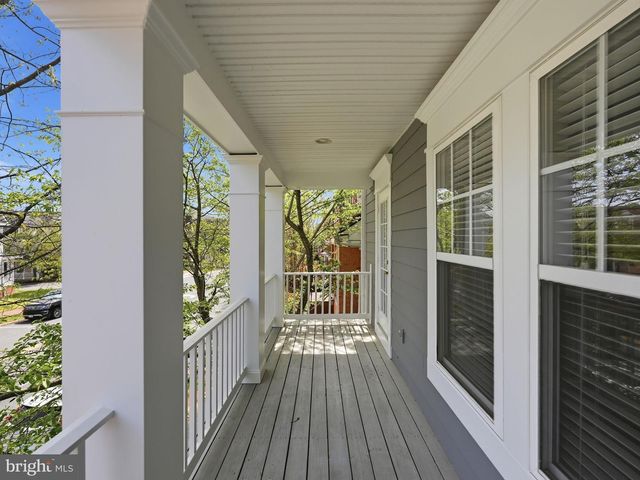 713 BELMONT BAY DR, Woodbridge, VA 22191