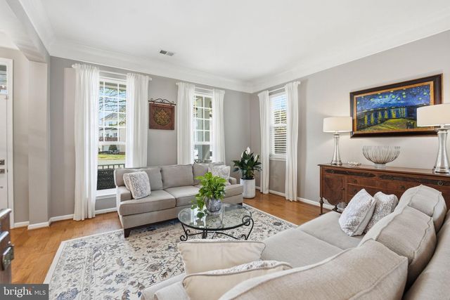 713 BELMONT BAY DR, Woodbridge, VA 22191