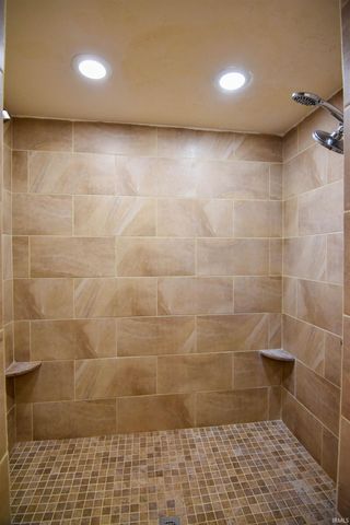 913 Mohawk Drive, Fort Branch, IN 47648