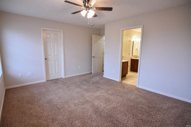 913 Mohawk Drive, Fort Branch, IN 47648