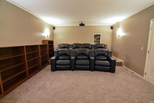 913 Mohawk Drive, Fort Branch, IN 47648