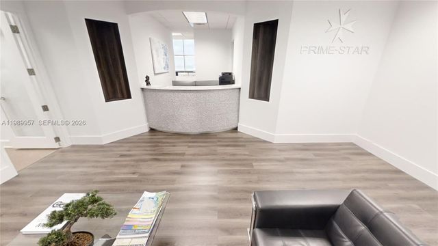 175 SW 7th St 1612, Miami, FL 33130