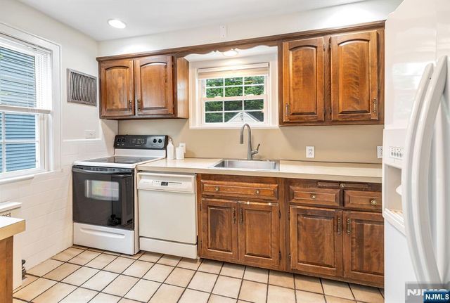 151 Walthery Avenue, Ridgewood, NJ 07450