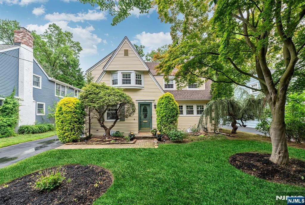 151 Walthery Avenue, Ridgewood, NJ 07450