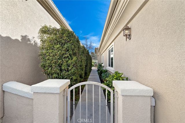 24272 Calle Artino, Murrieta, CA 92562