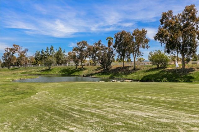 24272 Calle Artino, Murrieta, CA 92562