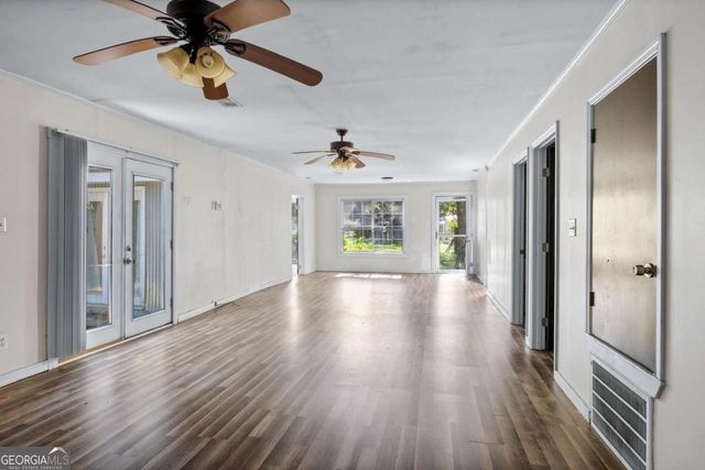 106 Holcomb Street, Savannah, GA 31406