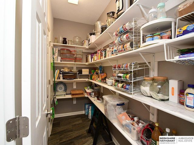 16119 Bruning Street, Bennington, NE 68007