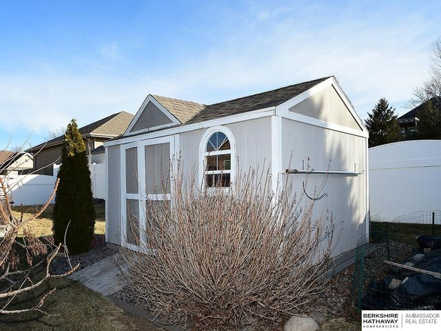 16119 Bruning Street, Bennington, NE 68007