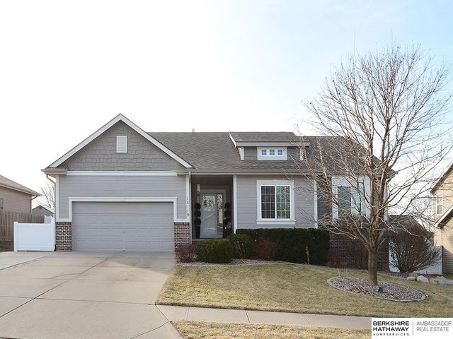 16119 Bruning Street, Bennington, NE 68007