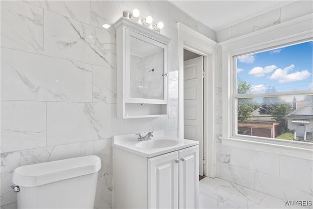 136 Newfield Street, Buffalo, NY 14207