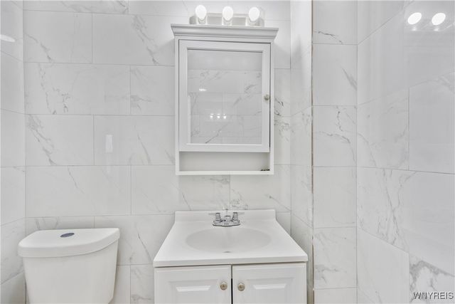 136 Newfield Street, Buffalo, NY 14207