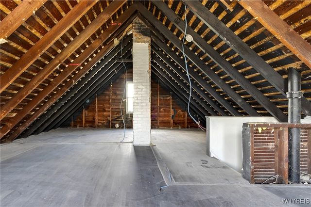 136 Newfield Street, Buffalo, NY 14207