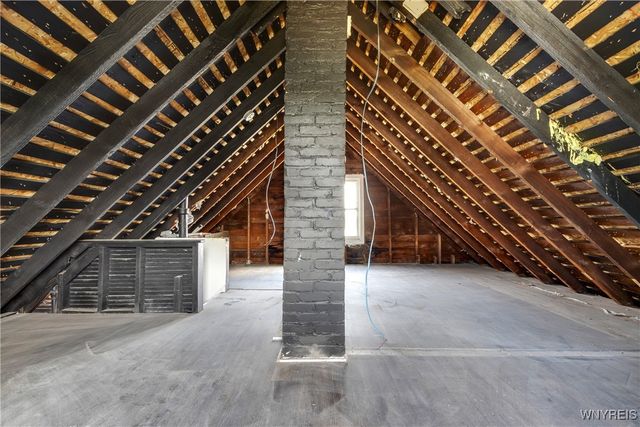 136 Newfield Street, Buffalo, NY 14207