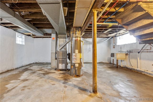 136 Newfield Street, Buffalo, NY 14207