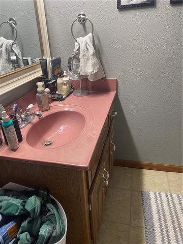 103 N WALNUT Street, Pittsburg, KS 66762