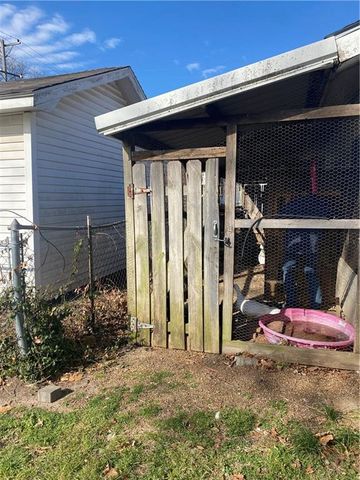 103 N WALNUT Street, Pittsburg, KS 66762