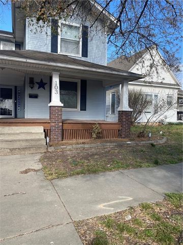 103 N WALNUT Street, Pittsburg, KS 66762